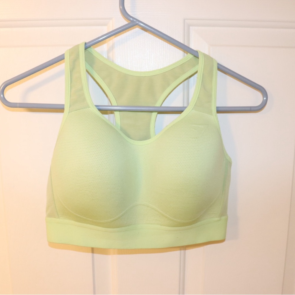 Size Medium- great condition